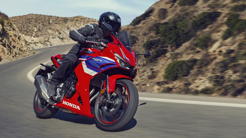 CBR400R E-Clutch デザイン全体像