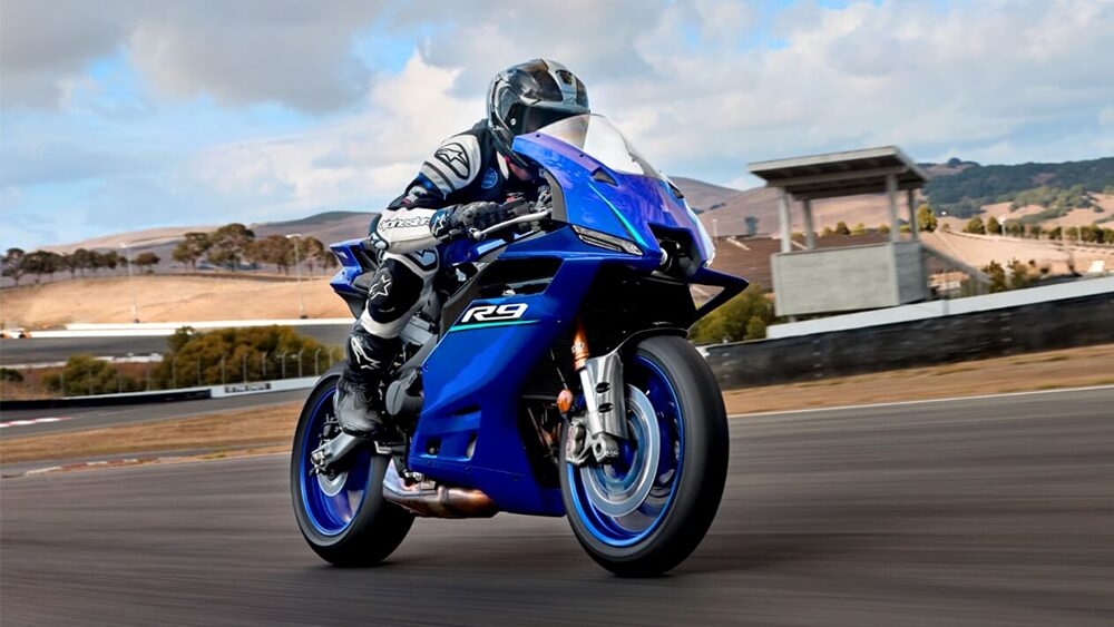 YZF-R9 デザイン全体像