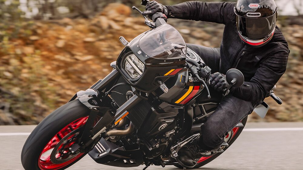 GSX-8TT デザイン全体像